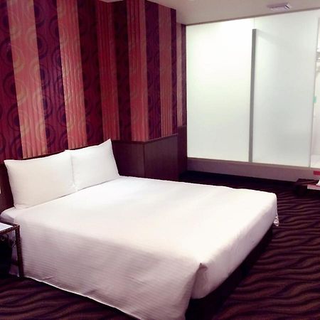 Hotel 6 - Zhonghua Taipei Dış mekan fotoğraf