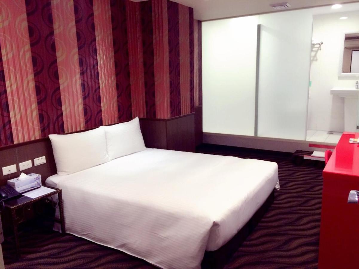 Hotel 6 - Zhonghua Taipei Dış mekan fotoğraf