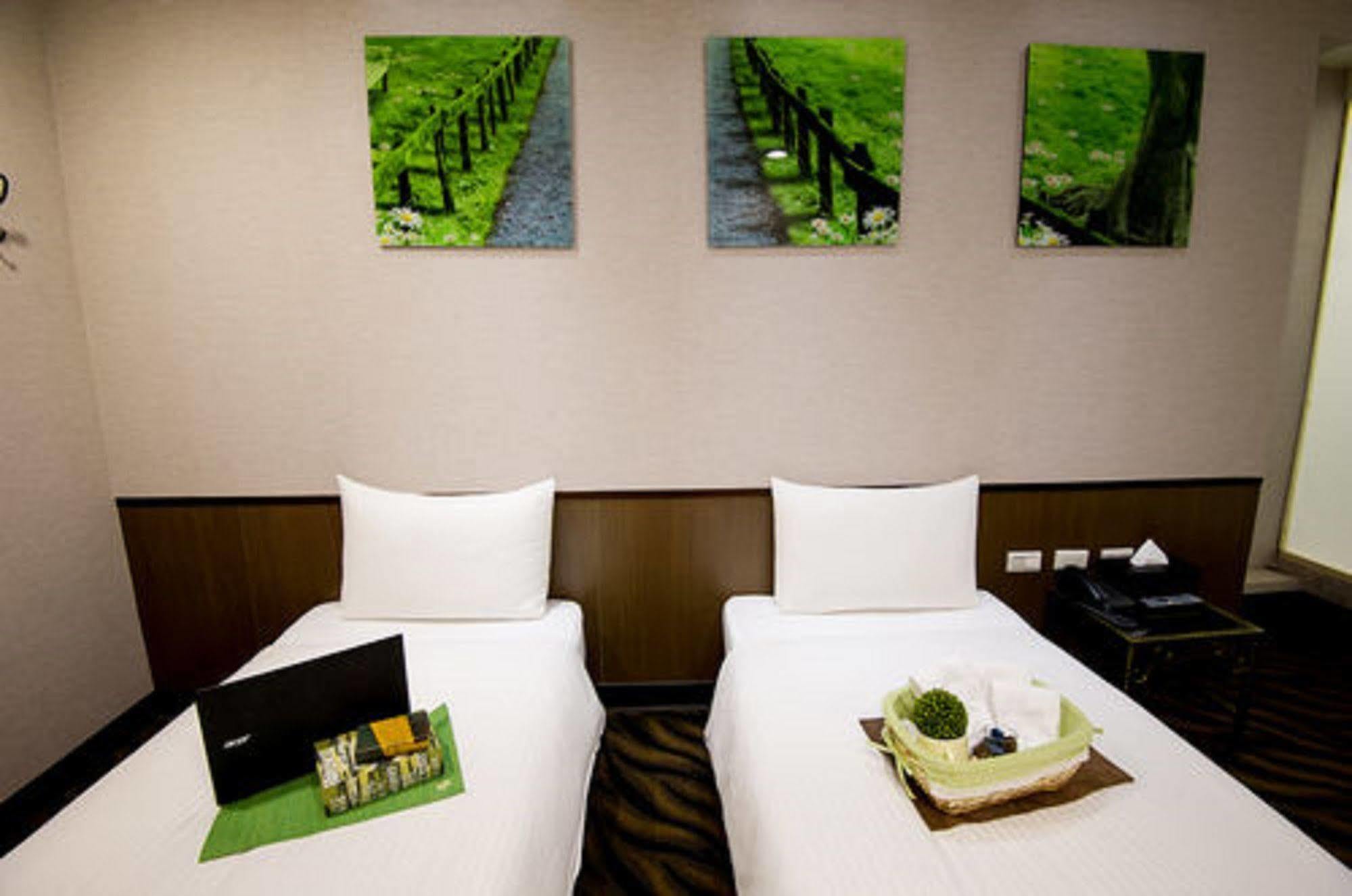 Hotel 6 - Zhonghua Taipei Dış mekan fotoğraf